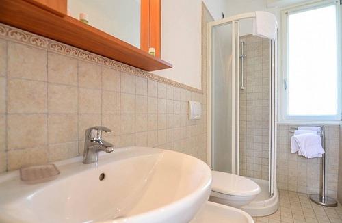 Bellagio Apartment | Appartamento Trudi A: A graceful apartment situated at a short distance from the shores of Lake Como, with Free WI-FI.