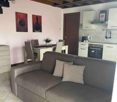 Rozzano Apartment | Appartamento vicino Forum Assago & Humanitas