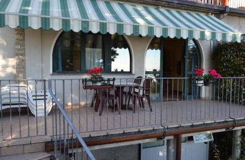 Gardola Apartment | Appartmento Belvedere
