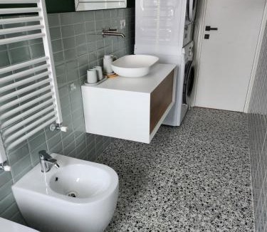 Binda Apartment | Art Dèco Milan apartment near Metro&Navigli