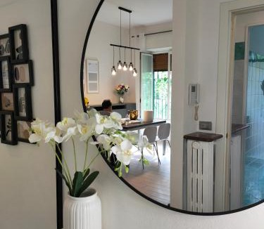 Isola Apartment | Arthome