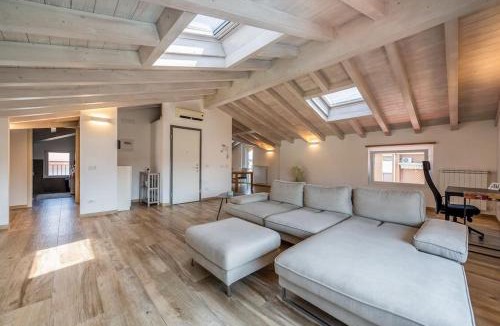 Medolago Apartment | Attico moderno esclusivo a Bergamo