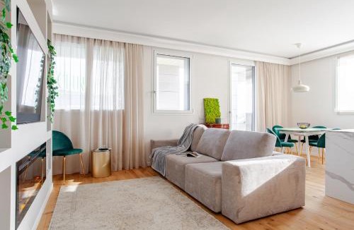 Certosa Apartment | Attico San Siro, City Life, MiCo with WIFI e garage