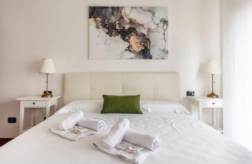 Busto Arsizio Apartment | Attico vicino Milano, MXP, Rho Fiera