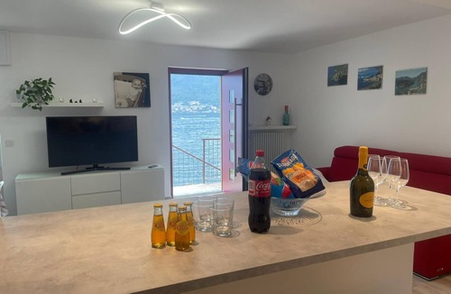 Sala Comacina Apartment | Aurora Lake Apartment