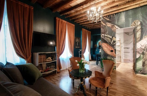 Como City Centre House | Aurum - Como Luxury Suites