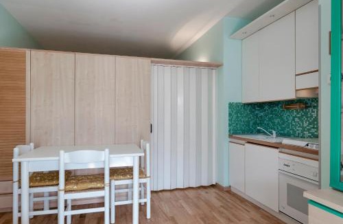 Colombare Apartment | Azzurra Suite - monolocale con piscina e WiFi