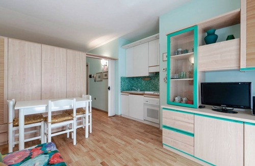 Colombare House | Azzurra Suite - studio apartment with WiFi pool and air conditioning