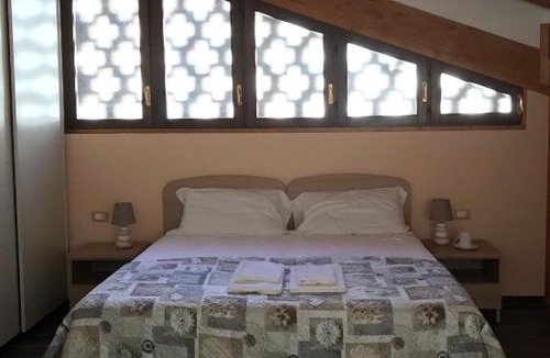 Albate Bed & Breakfast | B&B "al Pesce Vela"