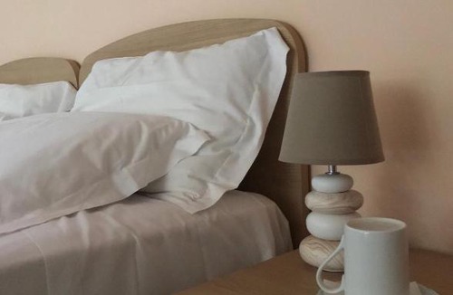 Albate Bed & Breakfast | B&B "al Pesce Vela"