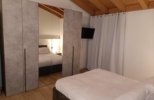 Berzo San Fermo Bed & Breakfast | B&B in Fattoria
