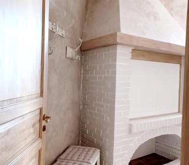 Stagno Lombardo Bed & Breakfast | B&B La Sbàgera