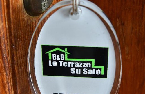 Roe Volciano Bed & Breakfast | B&B LE TERRAZZE SU SALÒ