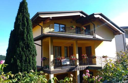Scanzorosciate Bed & Breakfast | B&B MiraValle