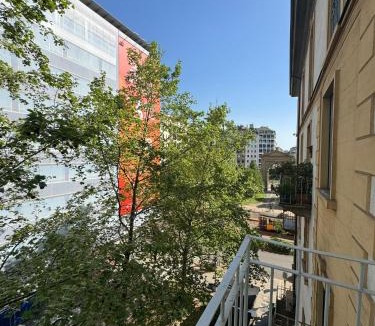 Varesine Apartment | Be Your Home - Milano Sister's House