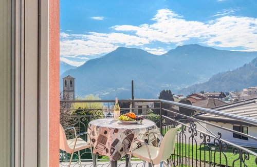 Cerano d'Intelvi Apartment | Beautiful apartment for 6 guests with WIFI, TV and patio