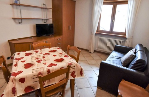 Valdidentro Apartment | Beautiful apartment for 10 guests with WIFI, TV, terrace, pets allowed and parking