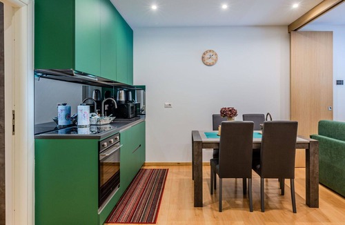Verceia Apartment | Beautiful apartment for 4 people with WIFI, TV, patio and pets allowed
