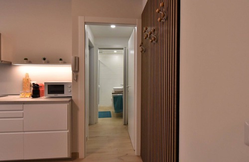 Centro Direzionale Apartment | Beautiful apartment for 4 guests with WIFI, A/C and TV
