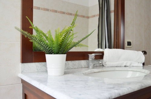 Travaco Siccomario Apartment | Beautiful apartment for 2 people with WIFI, A/C, TV, balcony, pets allowed and parking