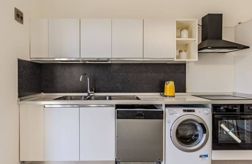 Dervio Villa | Beautiful apartment in villa for 6 people with WIFI, A/C, TV, patio and pets allowed