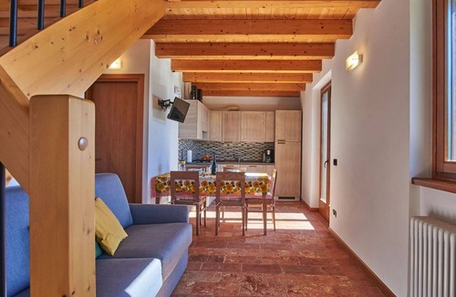 Stazzona House | Beautiful private villa for 6 people with WIFI, TV, patio and pets allowed