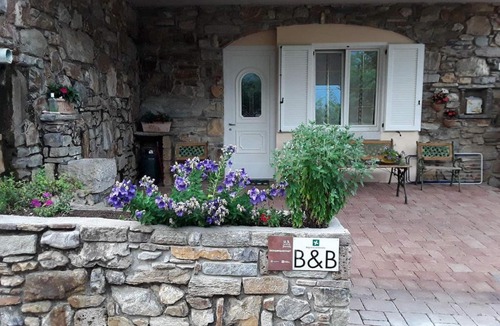 Carlazzo Bed & Breakfast | Bed & Breakfast Fiore