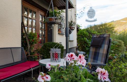 Burg Bed & Breakfast | Bed & Breakfast Sandra Müller