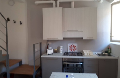Aggregazione Rionale 9 Bed & Breakfast | Bel Sorriso Varese - Dormire Felice Rooms & Apartments