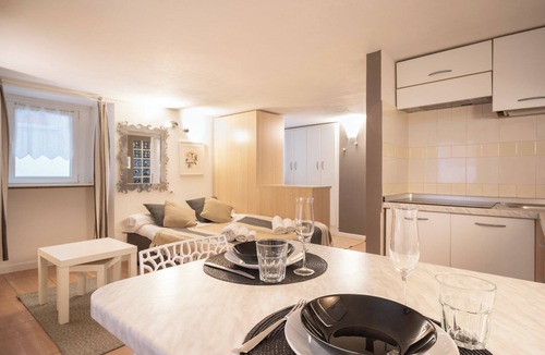 Bellano Apartment | Bellano Studio 2 - Studio Apartment, Sleeps 2
