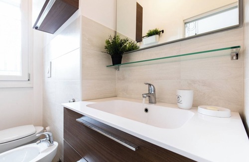 Chiesa Rossa Apartment | Bellarmino 21 - Two Bedroom Apartment, Sleeps 4