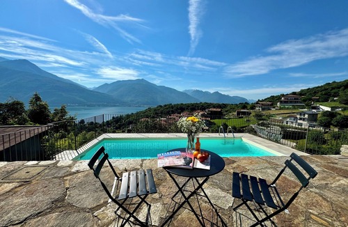 Calozzo Apartment | Belmonte Terrazzo, Pianello del Lario, Italy