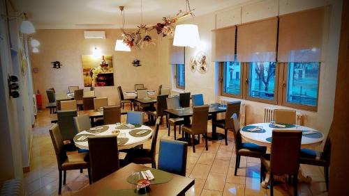 Rosate House | Belso