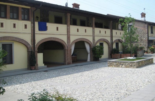 Monticelli Brusati Apartment | Belvilla by OYO Borgo Franciacorta 2