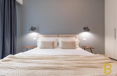 Porta Garibaldi Apartment | BePlace Apartments in Chinatown