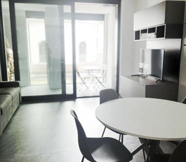 Borgo San Leonardo Apartment | Bergamo SottoSopra Gold
