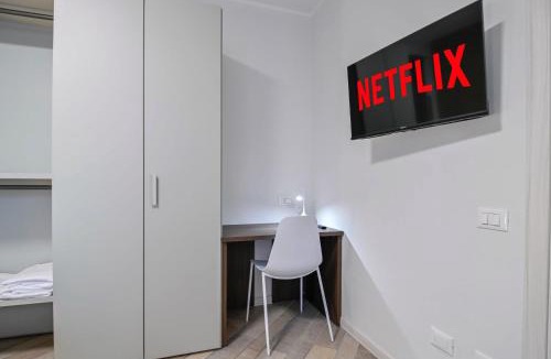 Seriate Apartment | Bilocale Chic, 10 min Aeroporto Milano-Bergamo, BOX AUTO e ARIA CONDIZIONATA