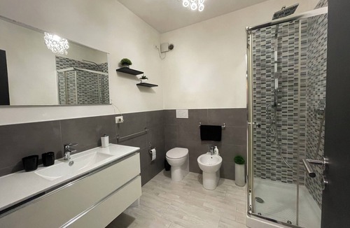 Bergamo Apartment | Black and White City and Airport