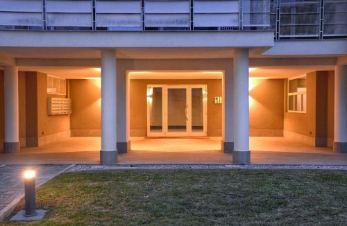 Pero Apartment | Bloom Apartment