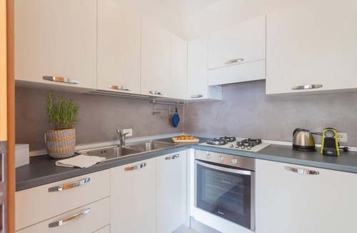 Colonno Apartment | Blue Bliss Apartment