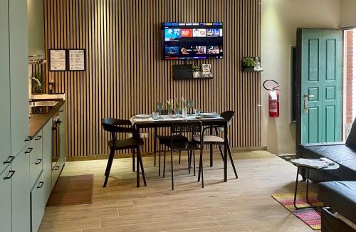 Paderno Dugnano Apartment | BNBOOK - Green Zone Studio