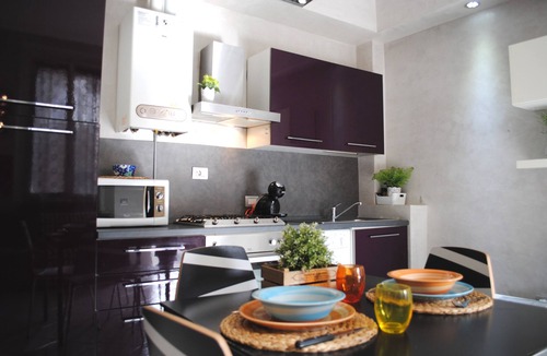 Paderno Dugnano Apartment | Bnbook - Green Zone Studio