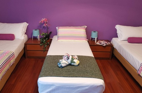 Sesto Calende Apartment | Bnbook- Sesto Calende Train Station 3 Bedrooms