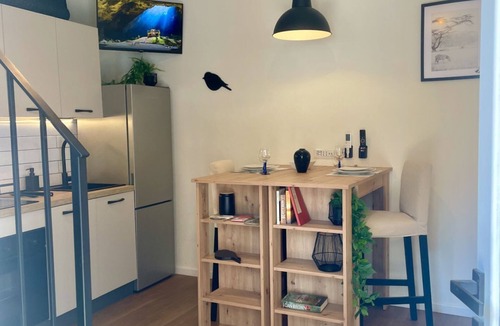 Sesto Calende Apartment | Bnbook Suite Leonardo