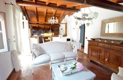 Vignola Apartment | Borgo V - Lake view and private terrace