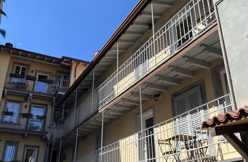 Citta Bassa Apartment | BorgovivobgXVIII - Residence in the city center