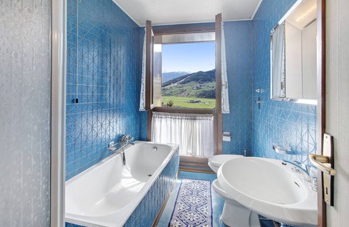 Santa Lucia Apartment | "Bormio 1" apartment with shared garden and a breathtaking view from the large balcony