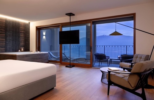 Navazzo Hotel | Boutique Hotel Villa Sostaga