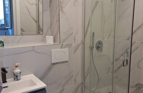 Zona Farini Apartment | Brand New apartment in ISOLA