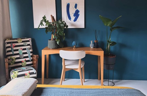 Affori Apartment | Bright apartment nestled in a green setting